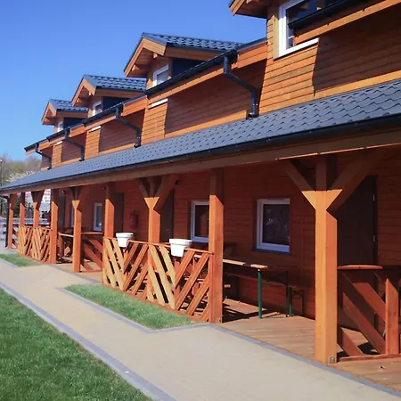 בית נופש Homes For 5 People,