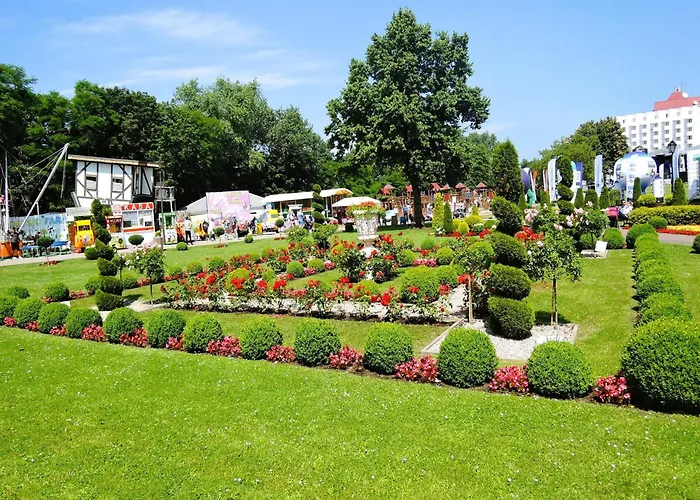 Homes For 5 People, *